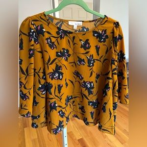 Anthropologie Isla Maude Floral Top Marigold Size Small Statement Sleeve‎